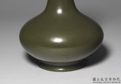 图片[3]-Long-necked vase with tea-dust glaze, Qing dynasty, Qianlong reign (1736-1795)-China Archive